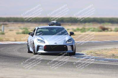 media/Sep-20-2025-Extreme Speed (Sat) [[1fcc23683c]]/Orange (Mid Intermediate)/Session 2 (Sunrise)/